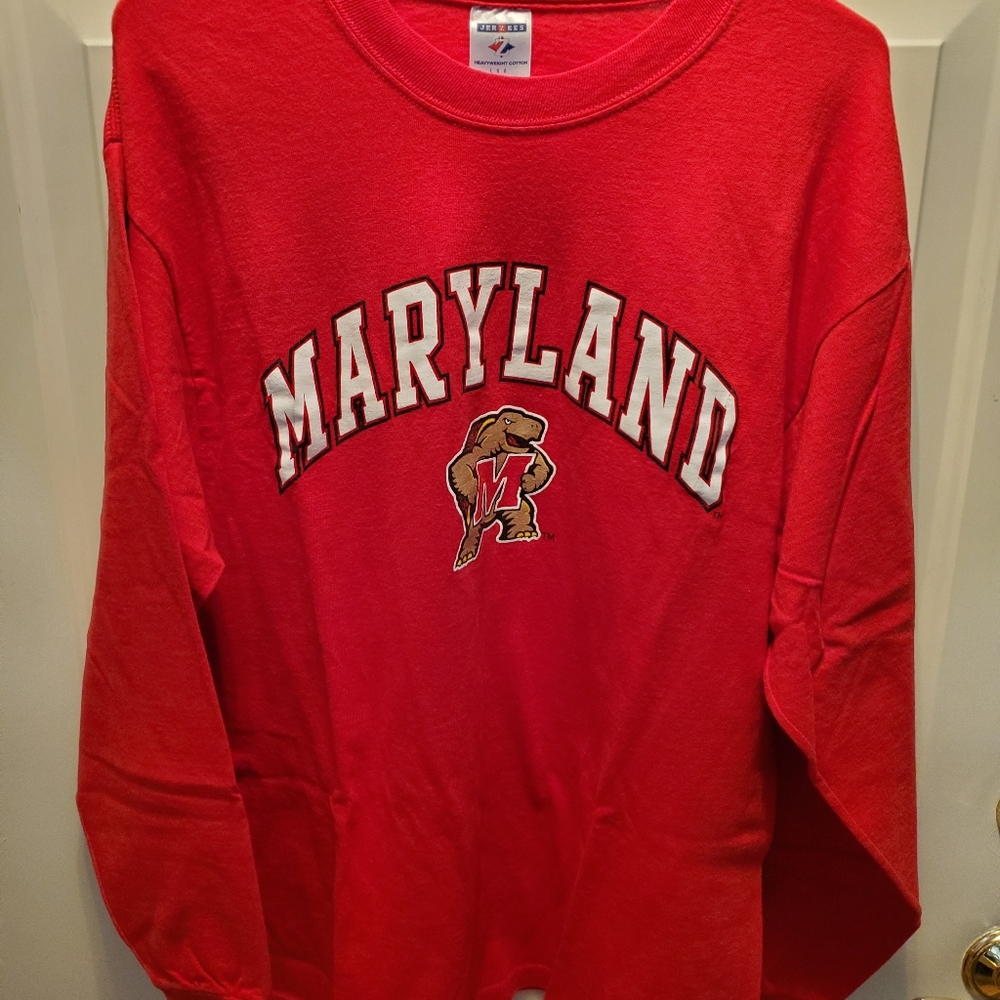 University of Maryland long sleeve shirt.